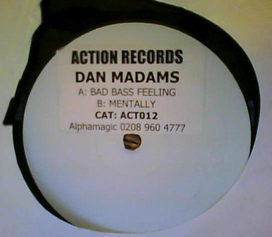 Dan Madams - Bad Bass Feeling