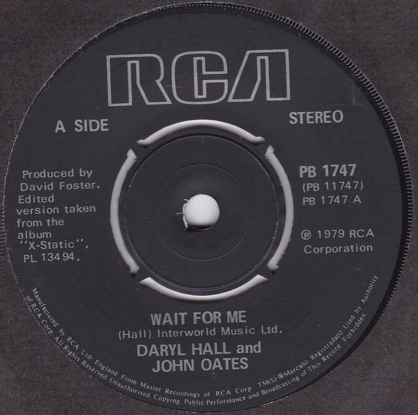 Daryl Hall & John Oates - Wait For Me