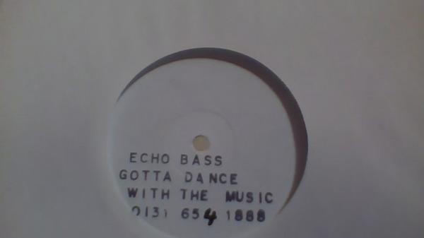 Echo Bass - Gotta Dance With The Music