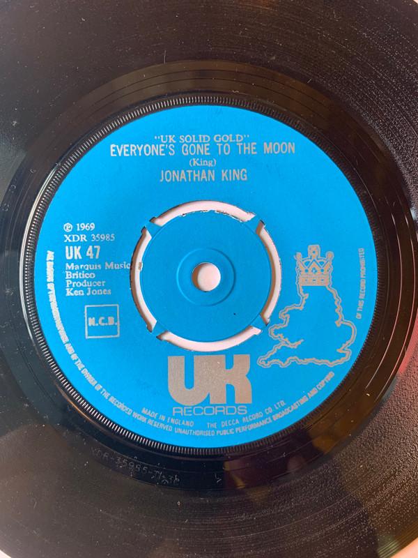 Jonathan King - Everyone's Gone To The Moon