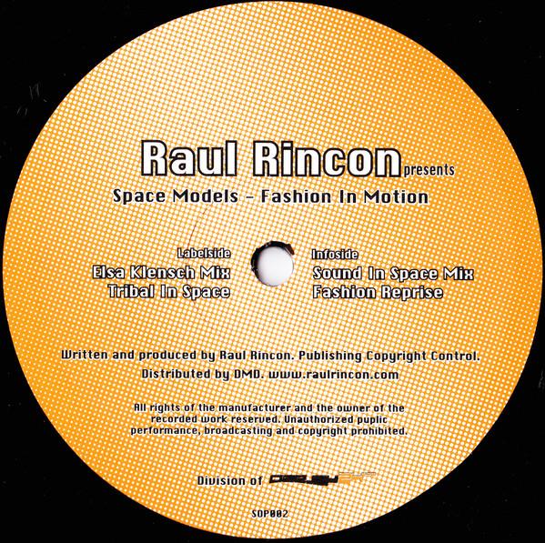 Raul Rincon, Space Models - Fashion In Motion